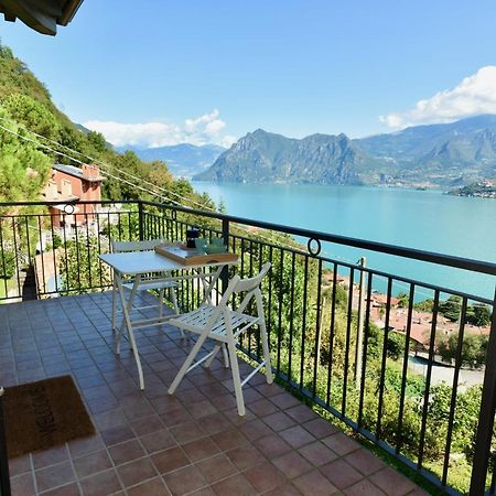 Italian Vacation Homes - La Petite Maison Du Lac Tavernola Bergamasca Bagian luar foto